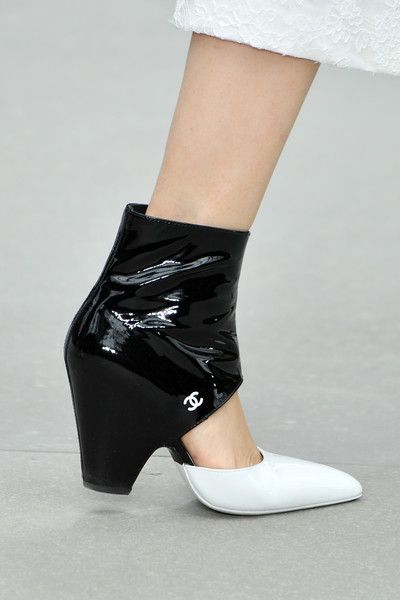 Shoe of the Week-Chanel Cruise - The Well-Heeled
